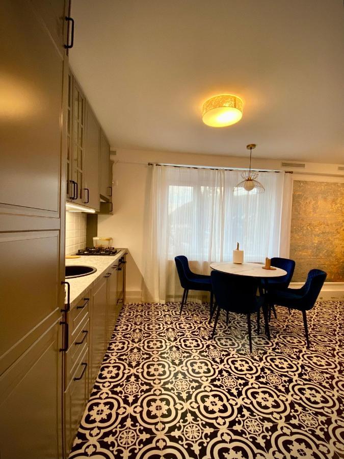 Cloos - Elegant Residence With Panoramic View براشوف المظهر الخارجي الصورة
